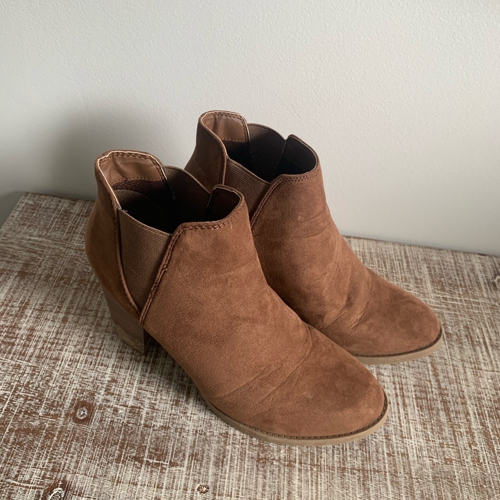 Brown ankle boots
